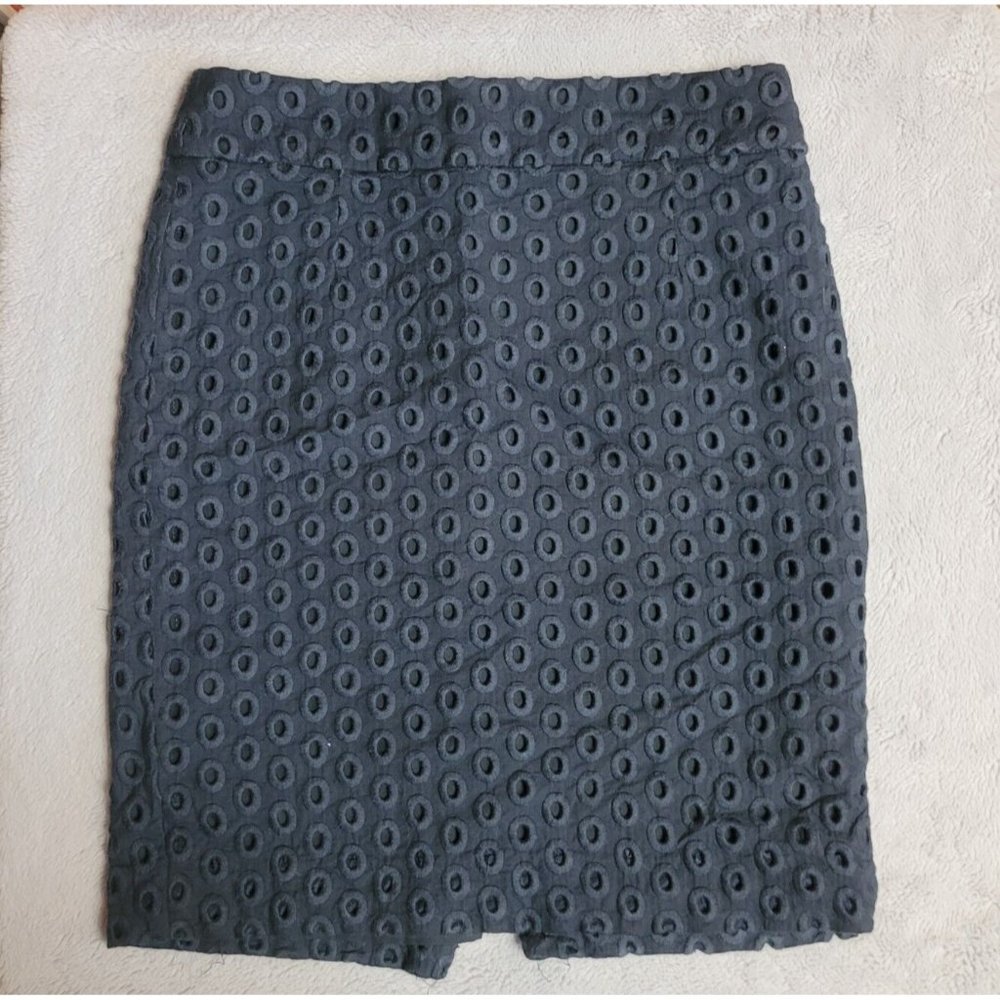 J.Crew Women's Pencil Skirt Eyelet Embroidery Navy Blue 100% Cotton Lined Size 0